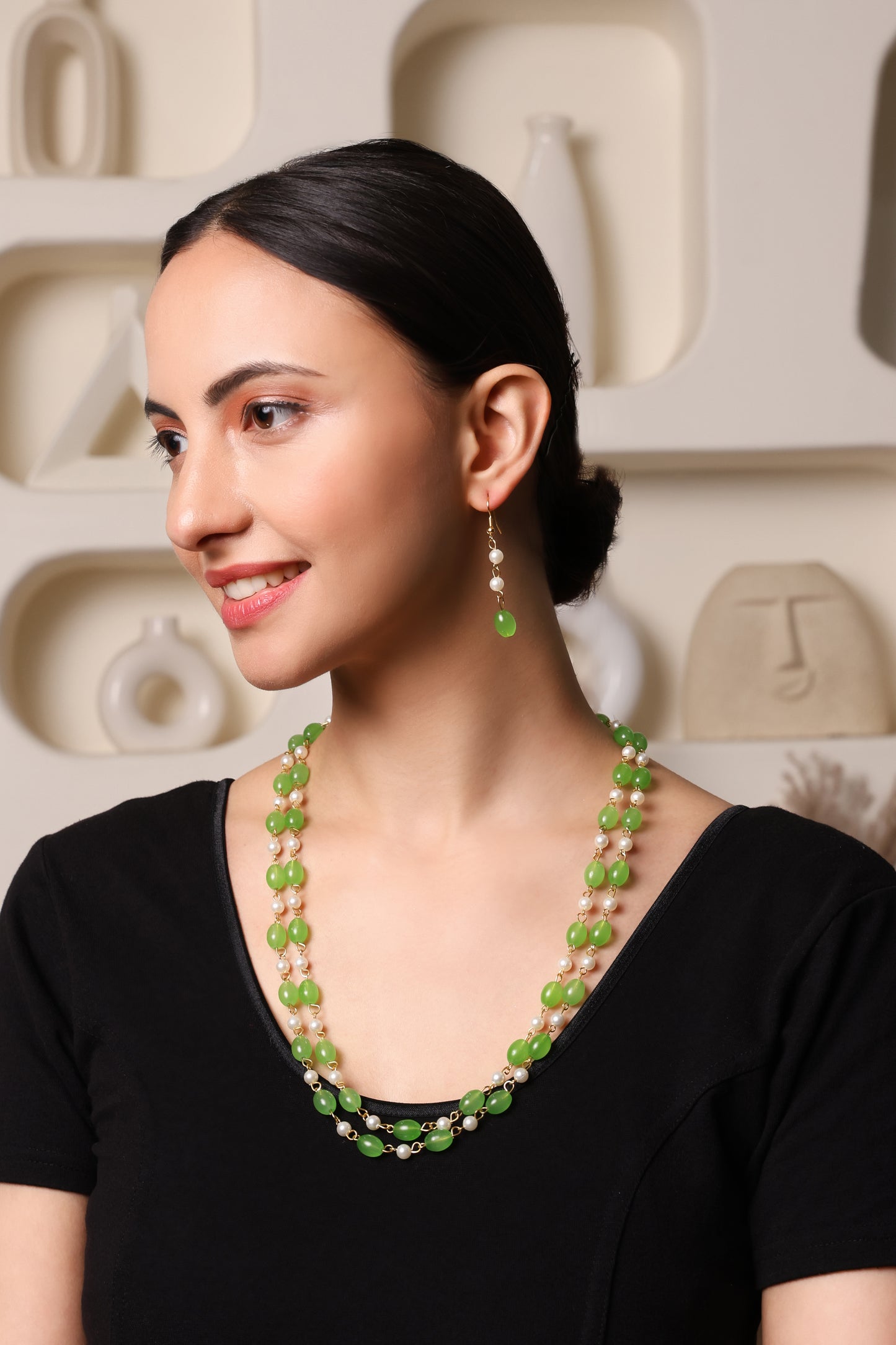 Mint Traditional Pearl Necklace Set